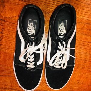 Black vans